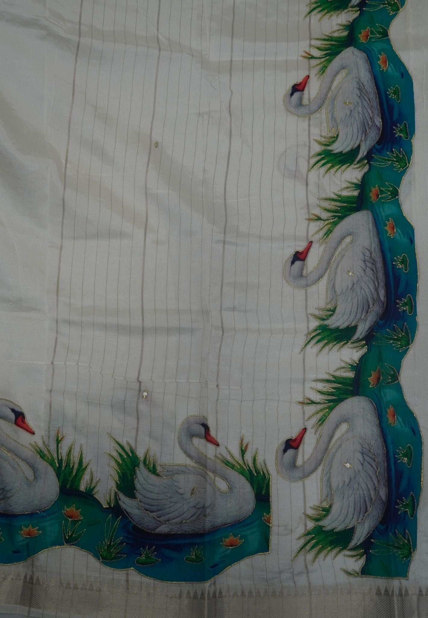 Pure Mangalgiri Silk Saree-White in Tanjore Print with Aplique Work