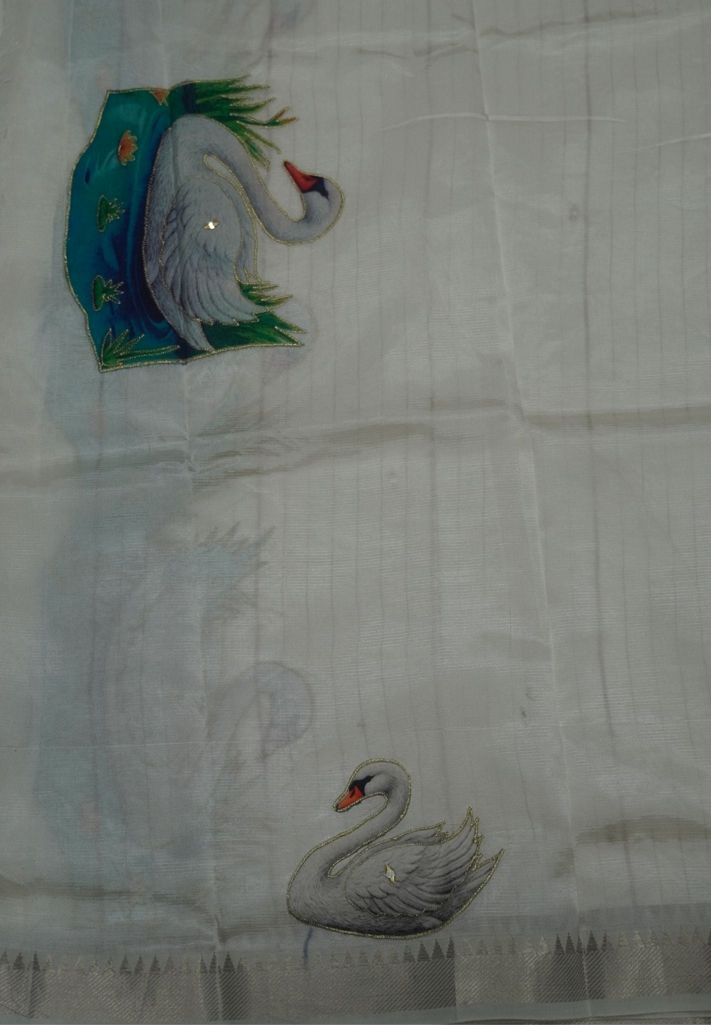 Pure Mangalgiri Silk Saree-White in Tanjore Print with Aplique Work
