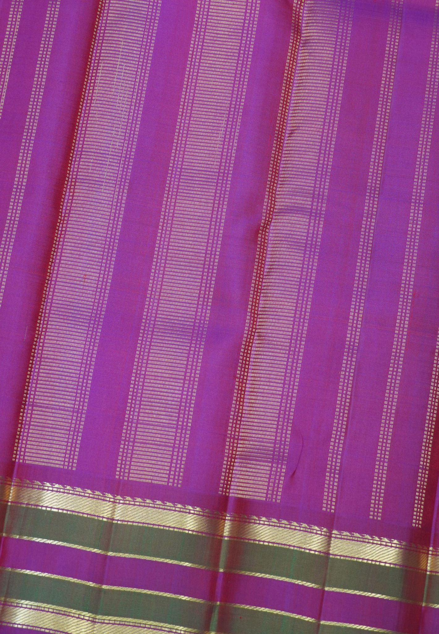 Pure Kanchipuram Silk Saree-Manthulir Green Small Butta with Contrast Border