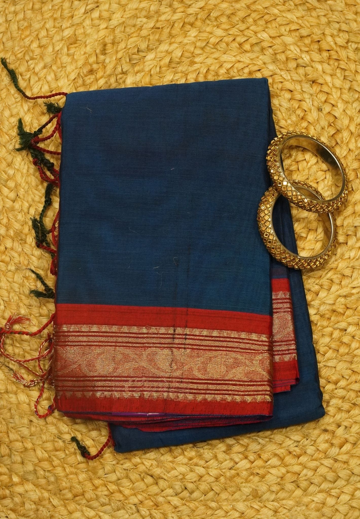 Dakka Cotton Saree - Peacock Blue