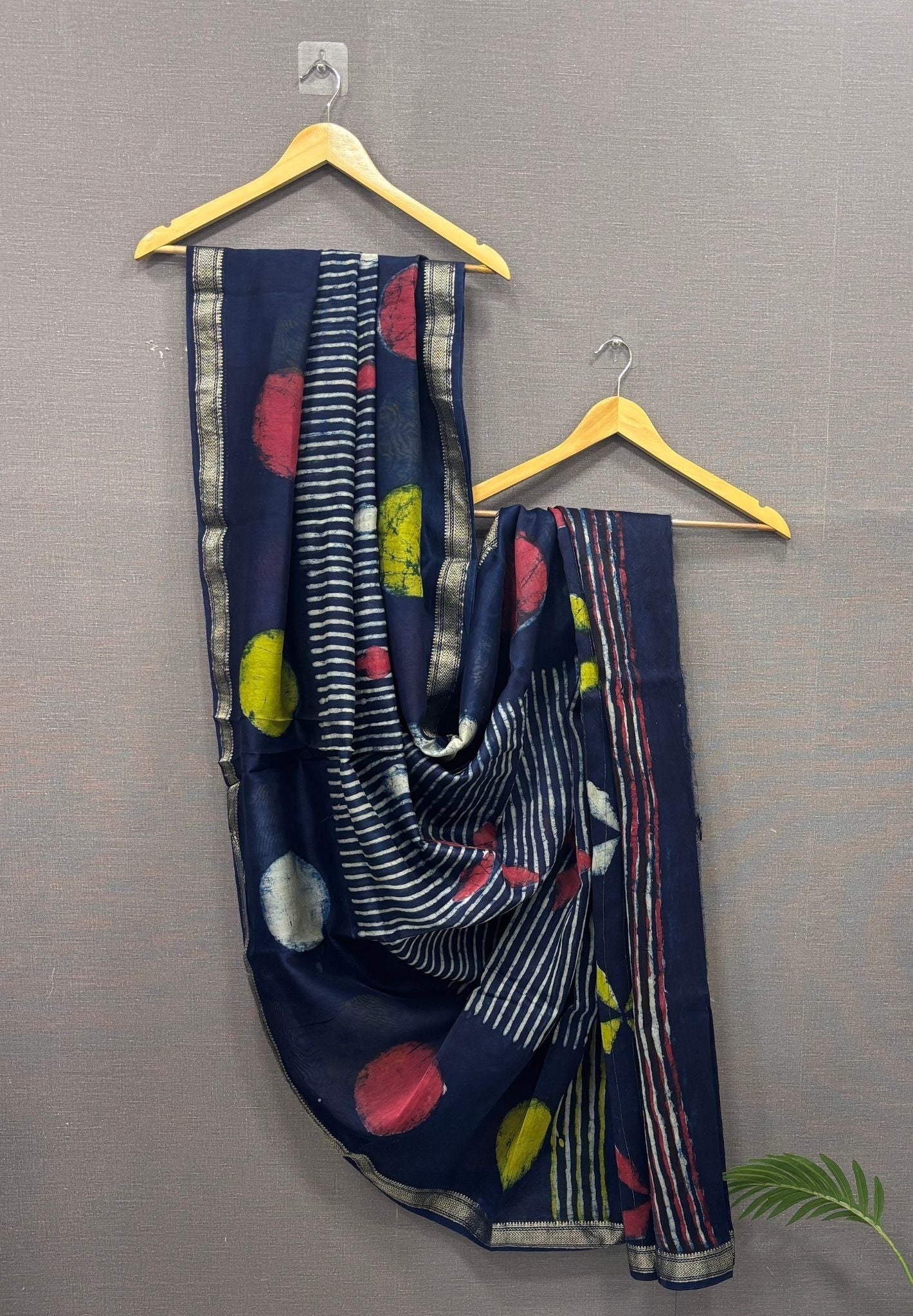 Pure Maheshwari Silk Cotton Saree-Navy Blue