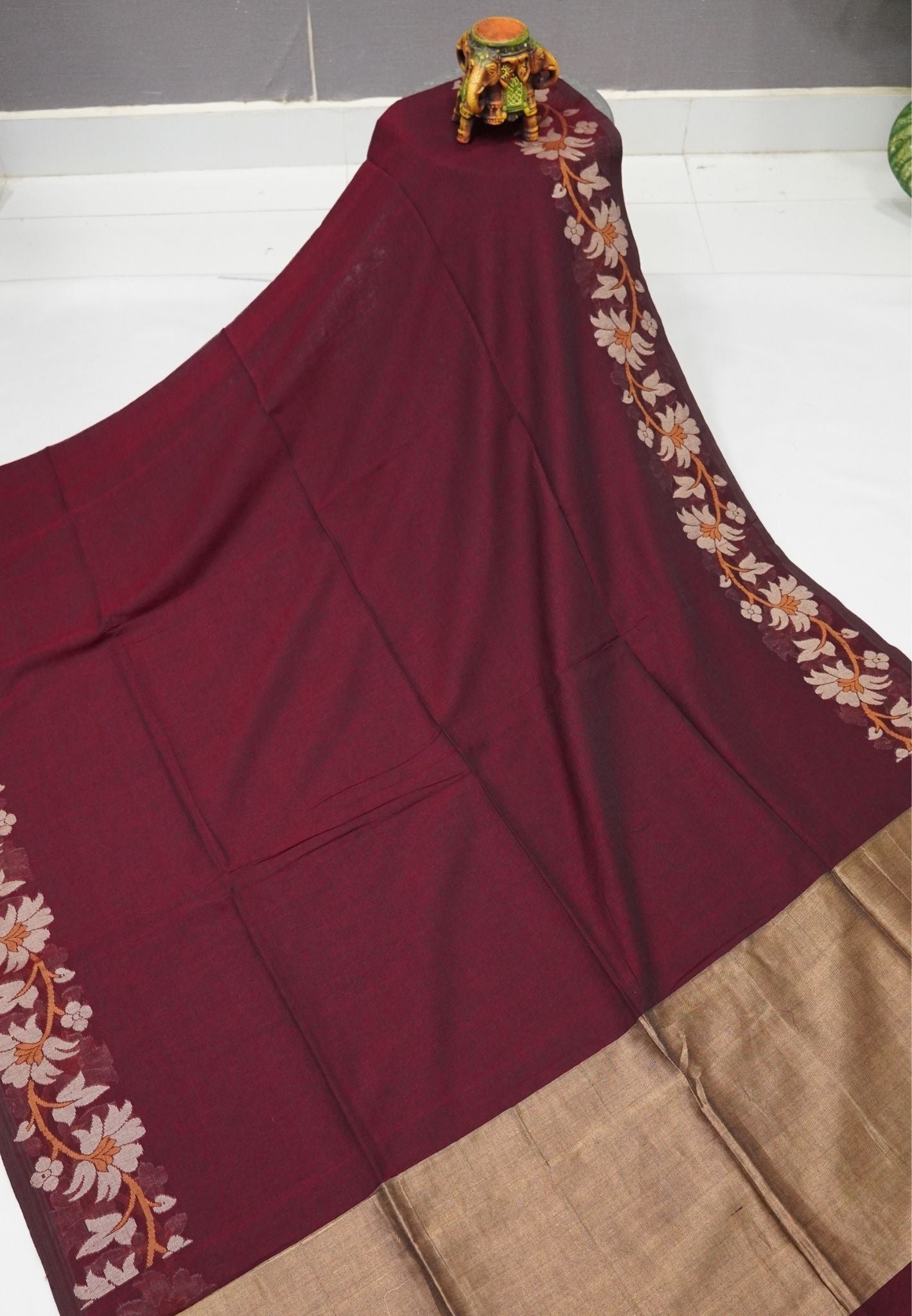 Handloom Cotton Saree-Maroon Lotus Jamdhani Border