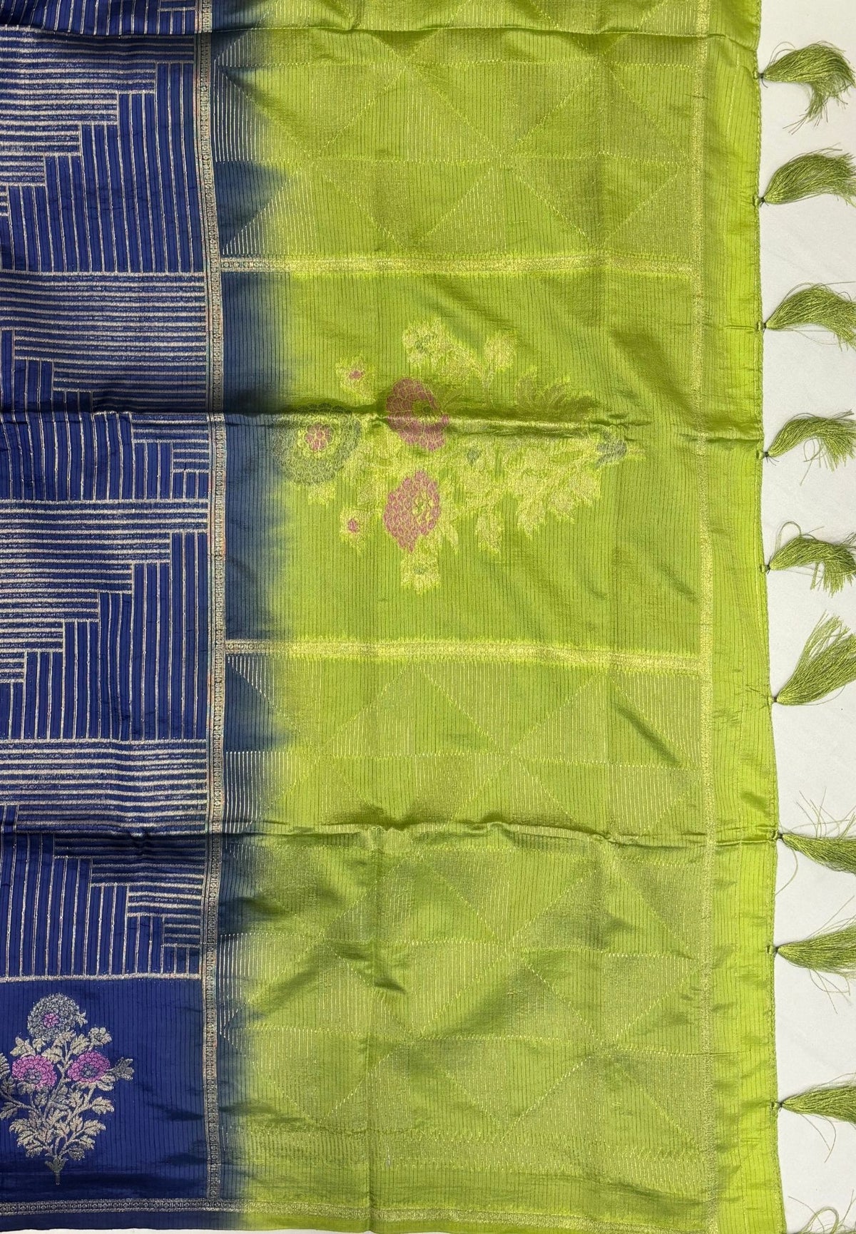 Mulberry Silk Saree-Blue In Diamond Geometric Zari With Contarst Border