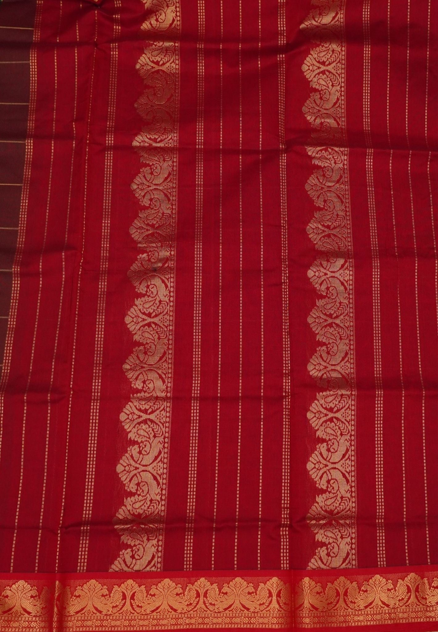 Silk Cotton Saree – Manthulir Green with Contrast Annapakshi Border