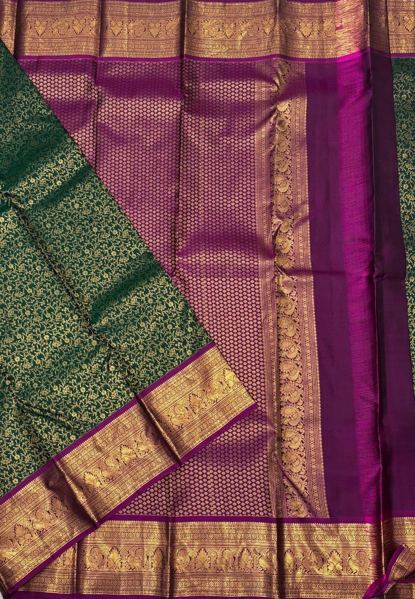 Pure Kanchipuram Silk Saree-Traditional Green with Contrast Border