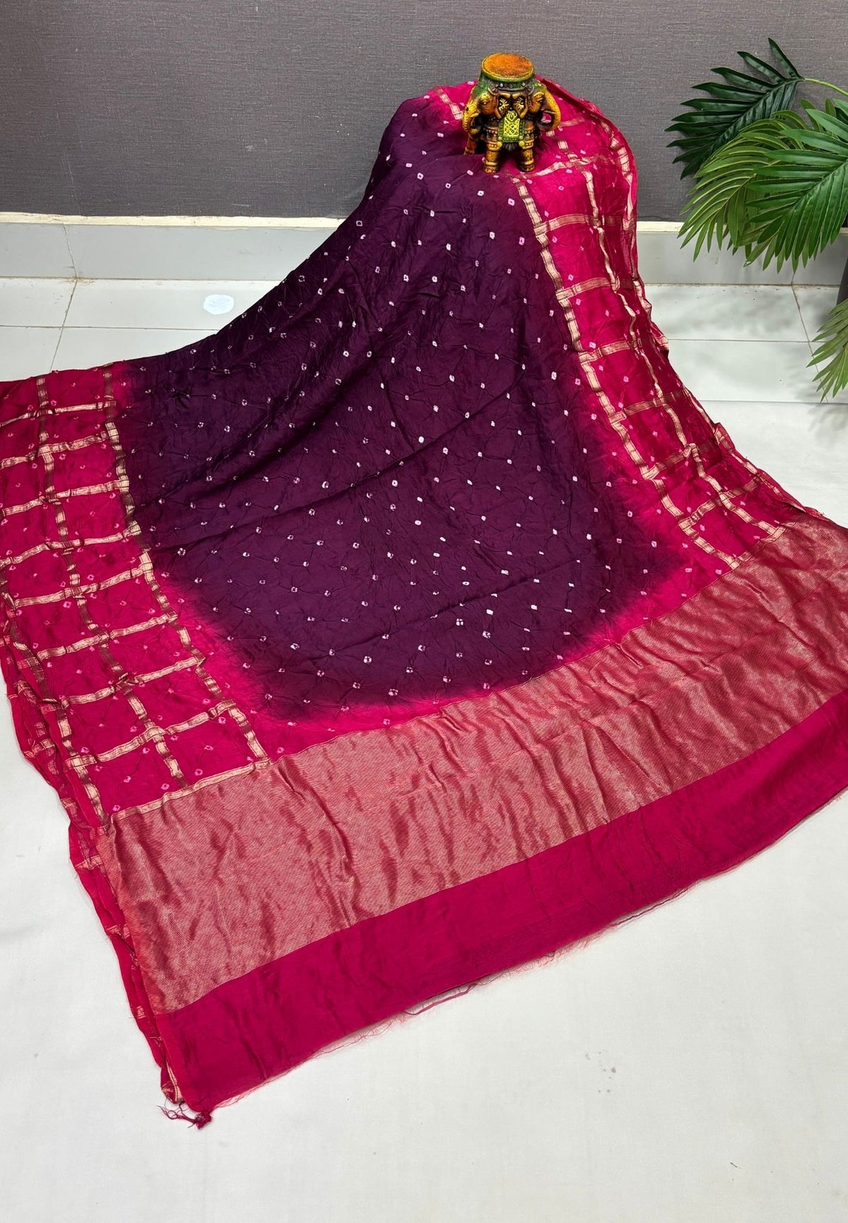Banarasi Bandeji Saree-Wine in Checked Zari with Contrast Border
