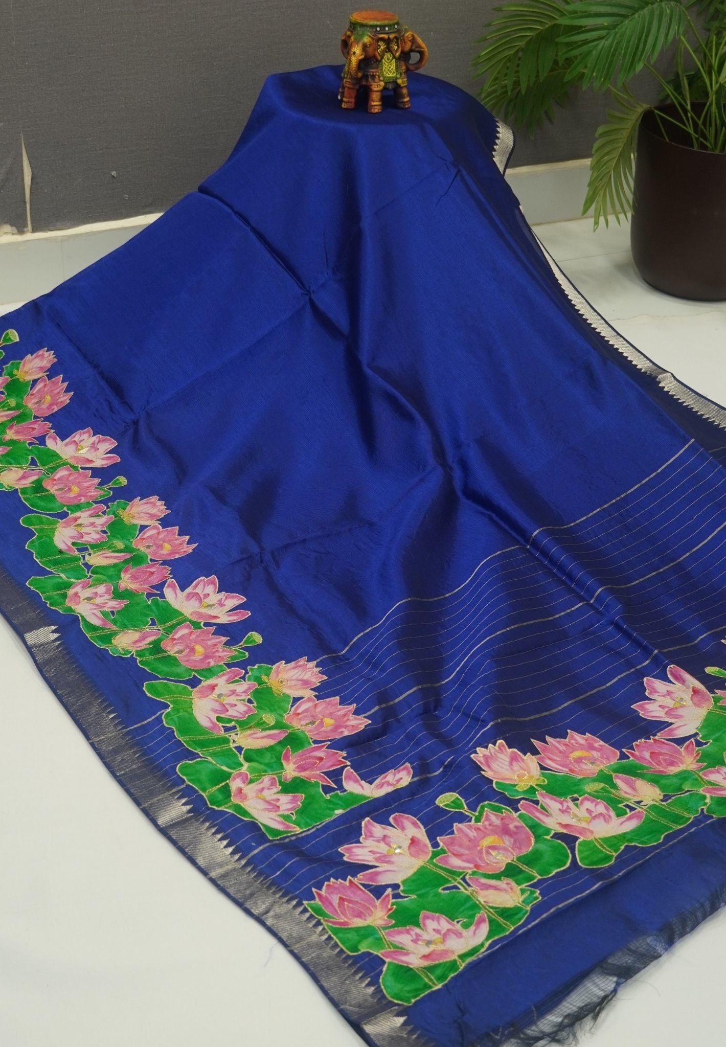 Pure Mangalgiri Silk Saree-Blue with Aplique Work