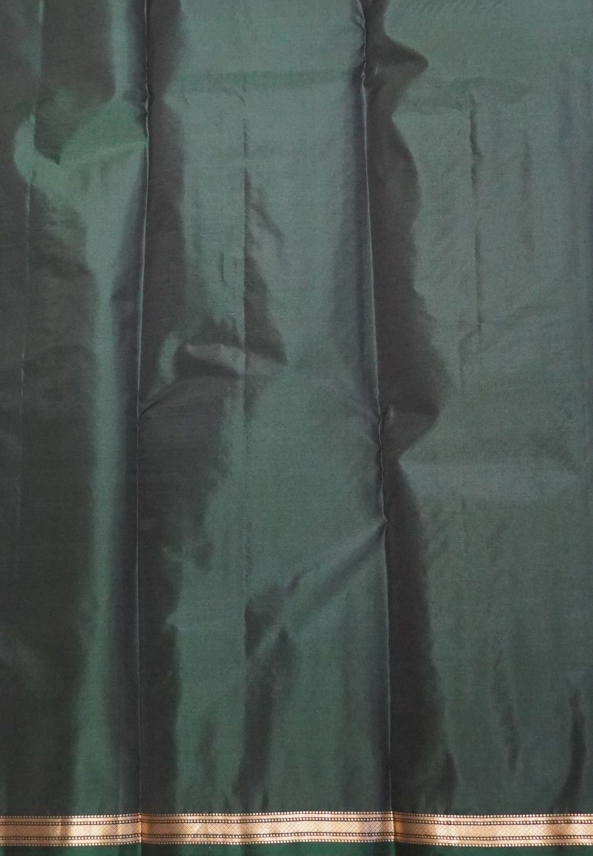 Pure Kanchipuram Silk Saree-Lime Green with Small Border