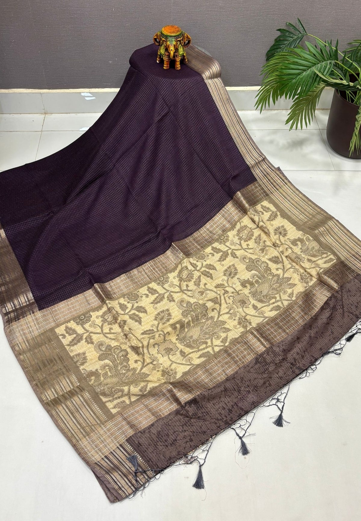 Muslin Tussar Saree-Purple In Floral Vine Border