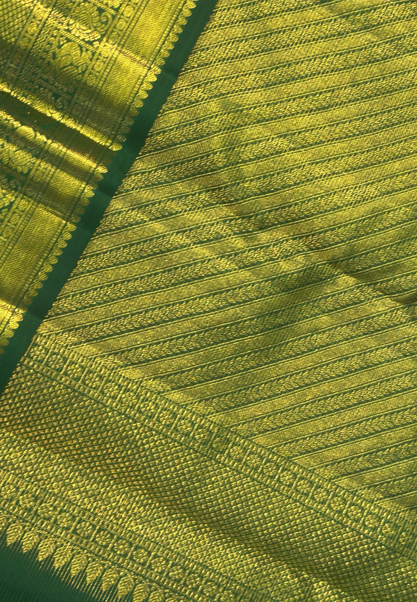Pure Kanchipuram Silk -Vairoosi Pattern Pink