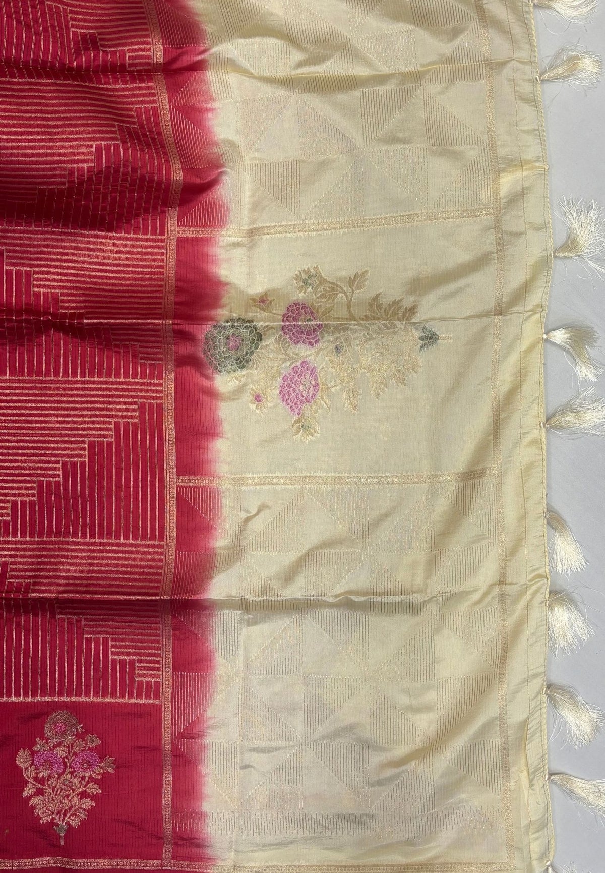 Mulberry Silk Saree-Maroon In Diamond Geometric Zari With Contarst Border