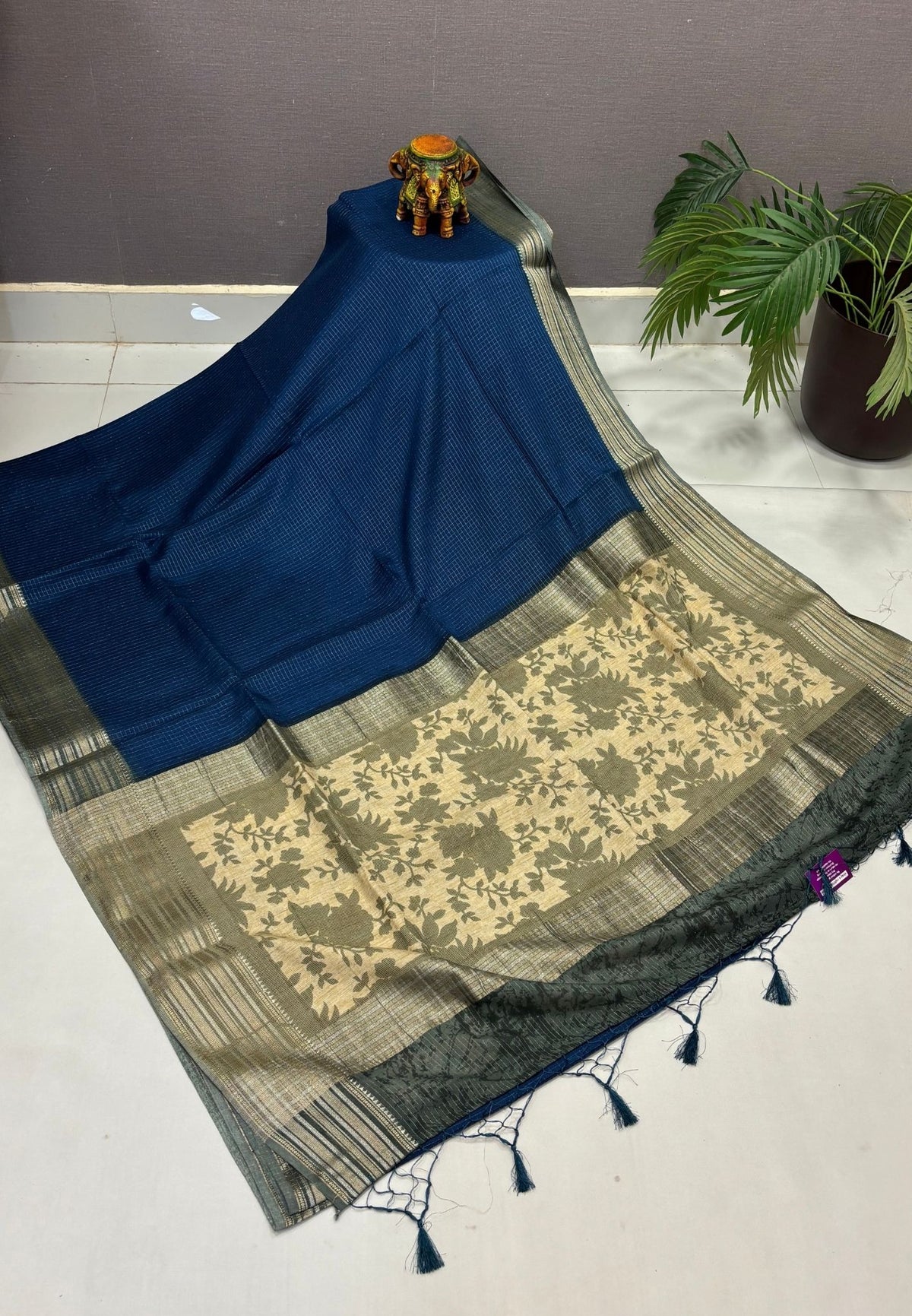 Muslin Tussar Saree-Blue In Floral Vine Border