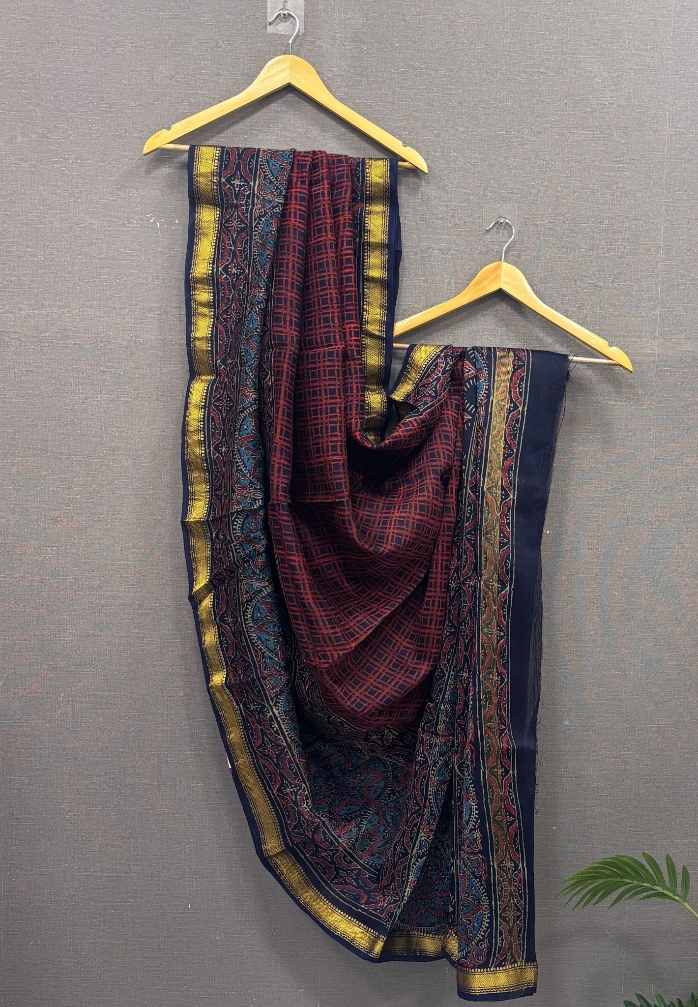 Pure Maheshwari Silk Cotton Saree-Maroon