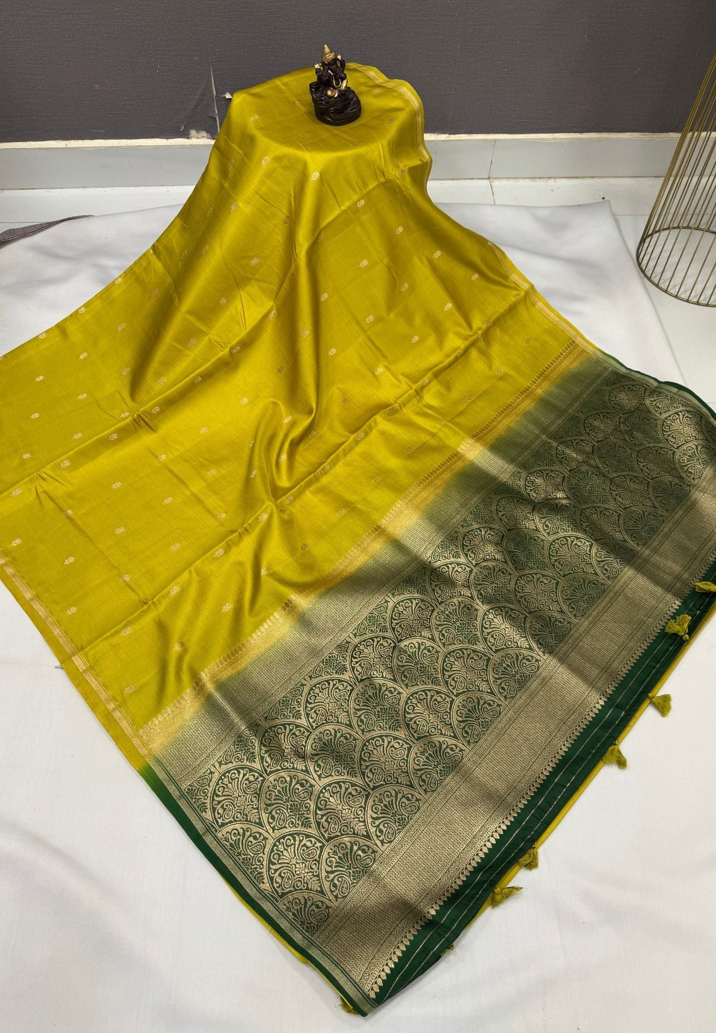 Gaji Silk Saree-Lime Green In Paisley Jaal Zari Border