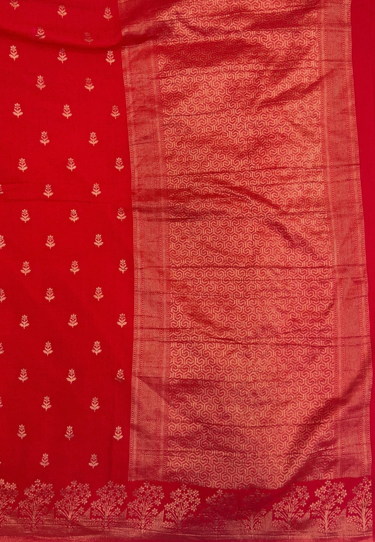 Banarasi Georgette Saree-Red With Tree Zari Border