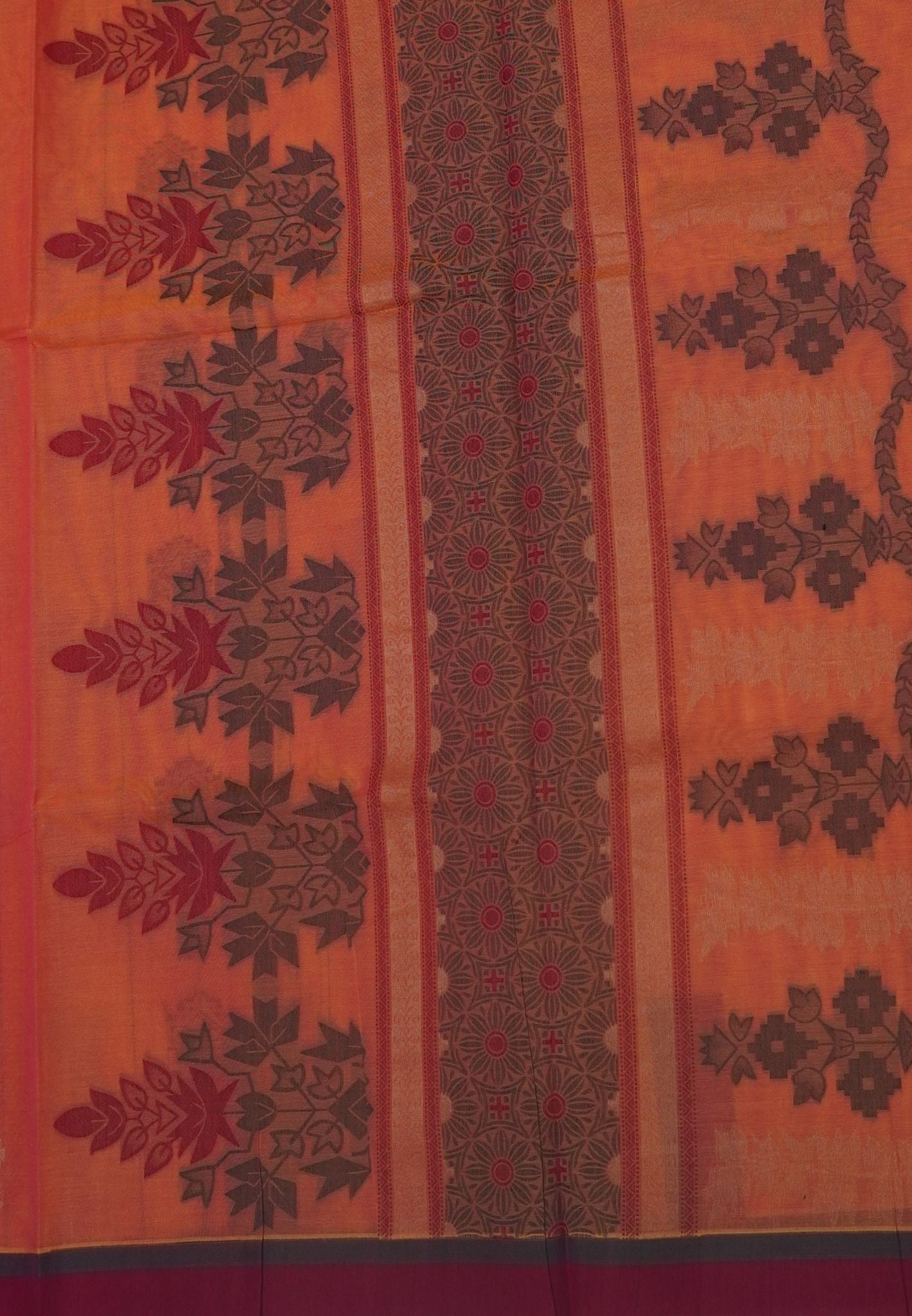 Cotton Saree-Peach in Thread Work