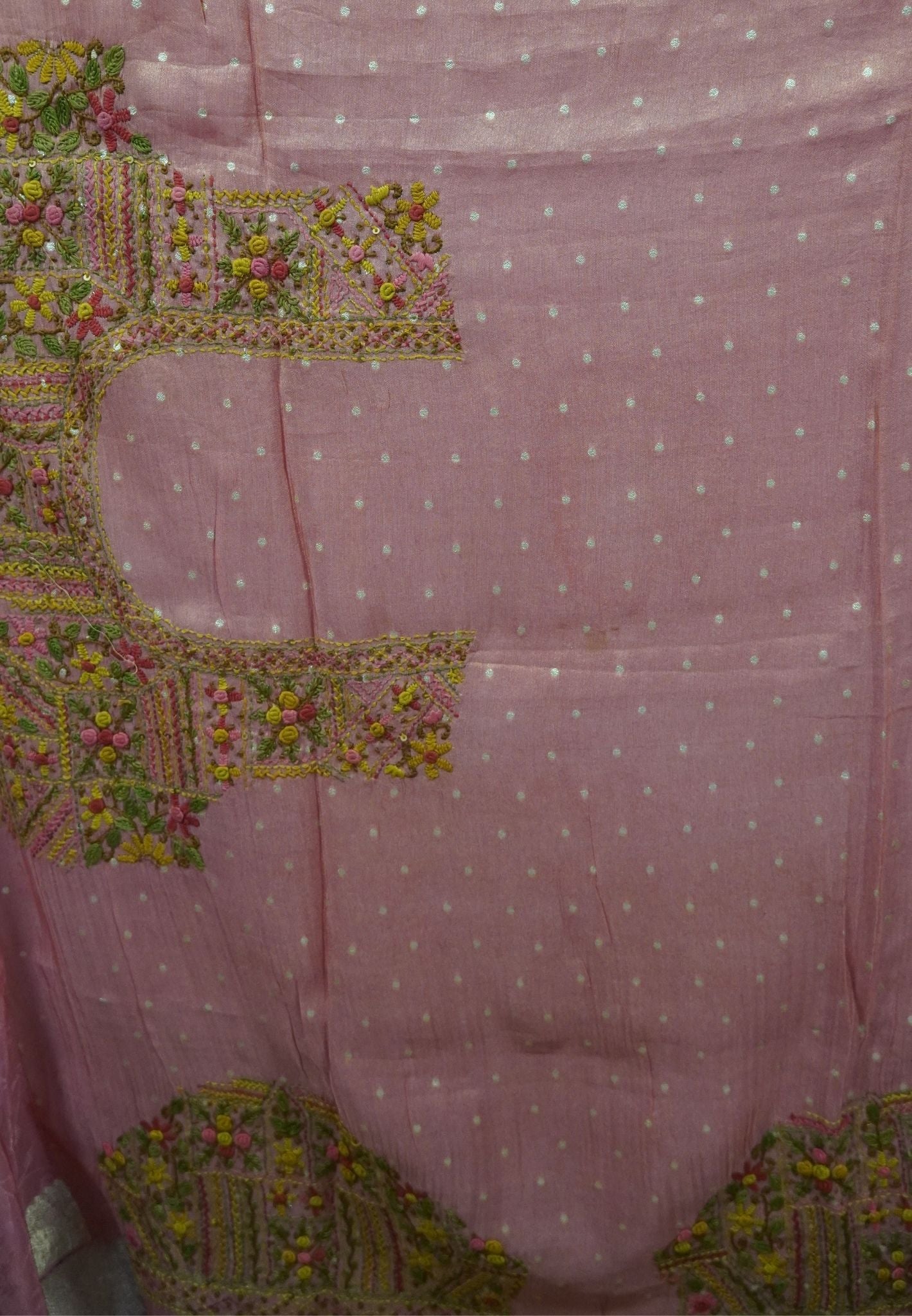Crepe Silk Saree-Pink with Mini Floral Self Embossing