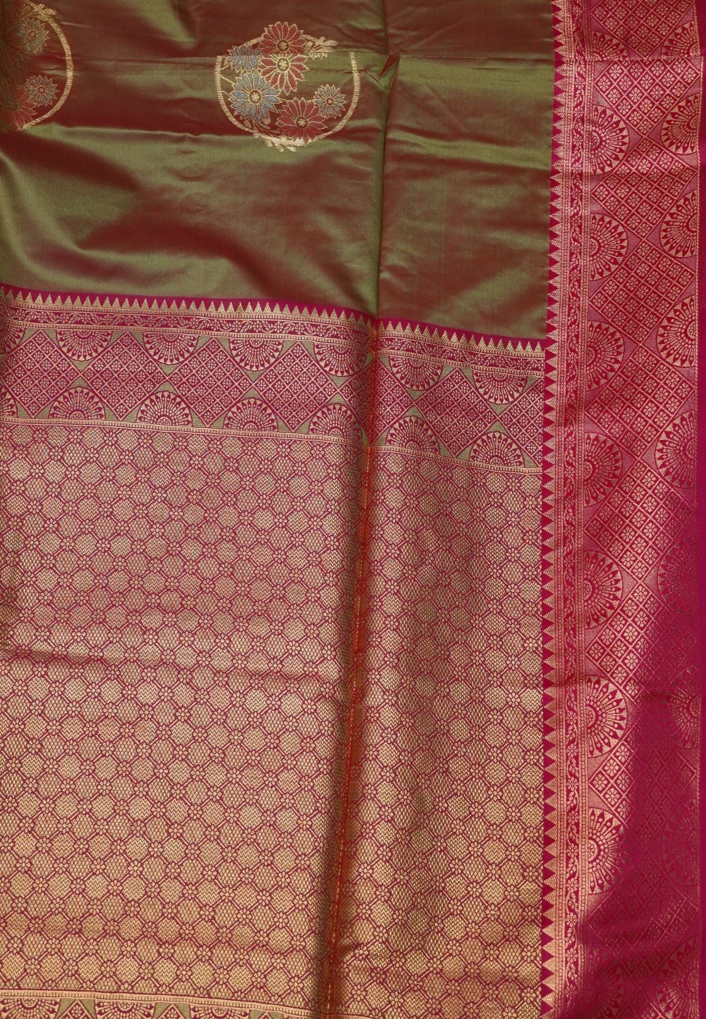 Semi Silk Saree-Manthulir