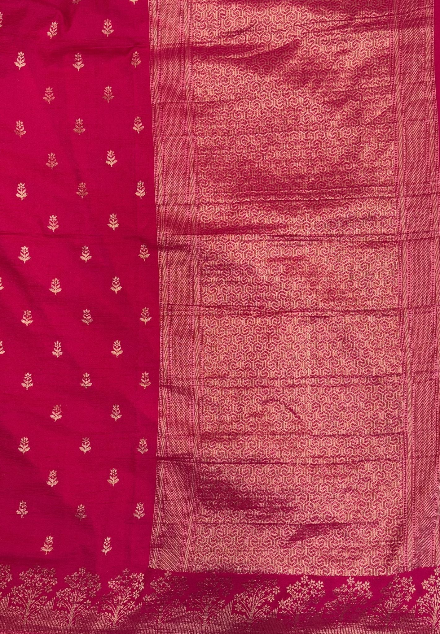 Banarasi Georgette Saree-Rani Pink With Tree Zari Border