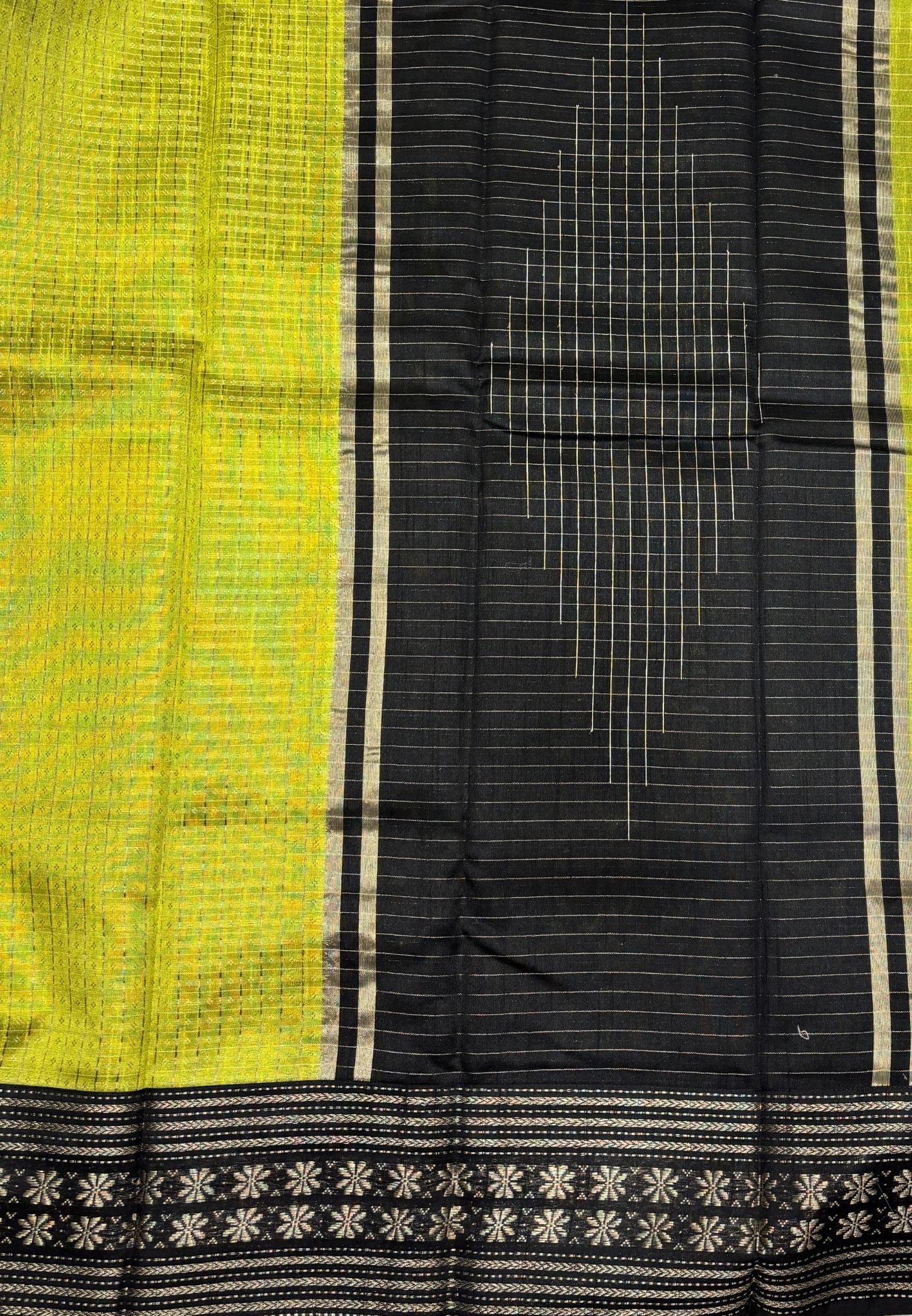 Raw Silk Saree-Light Green in 1000 Butta with Contrast Zari Border
