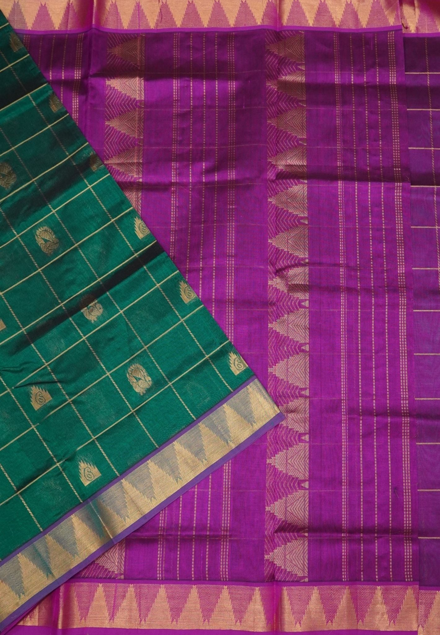 Pure Silk Cotton Saree – Green in Checkered Annapakshi Buttas with Contrast Tower Border