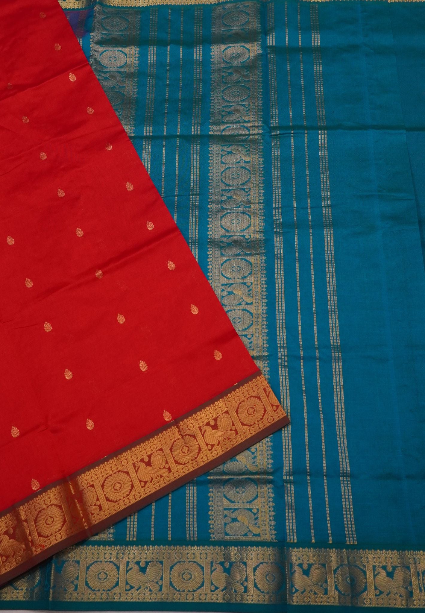 Silk Cotton Saree – Red with Contrast Annapakshi Border