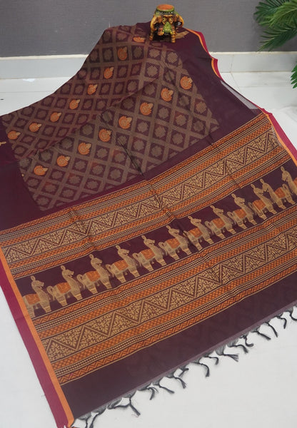 Cotton Saree-Dark Maroon in Thread Work