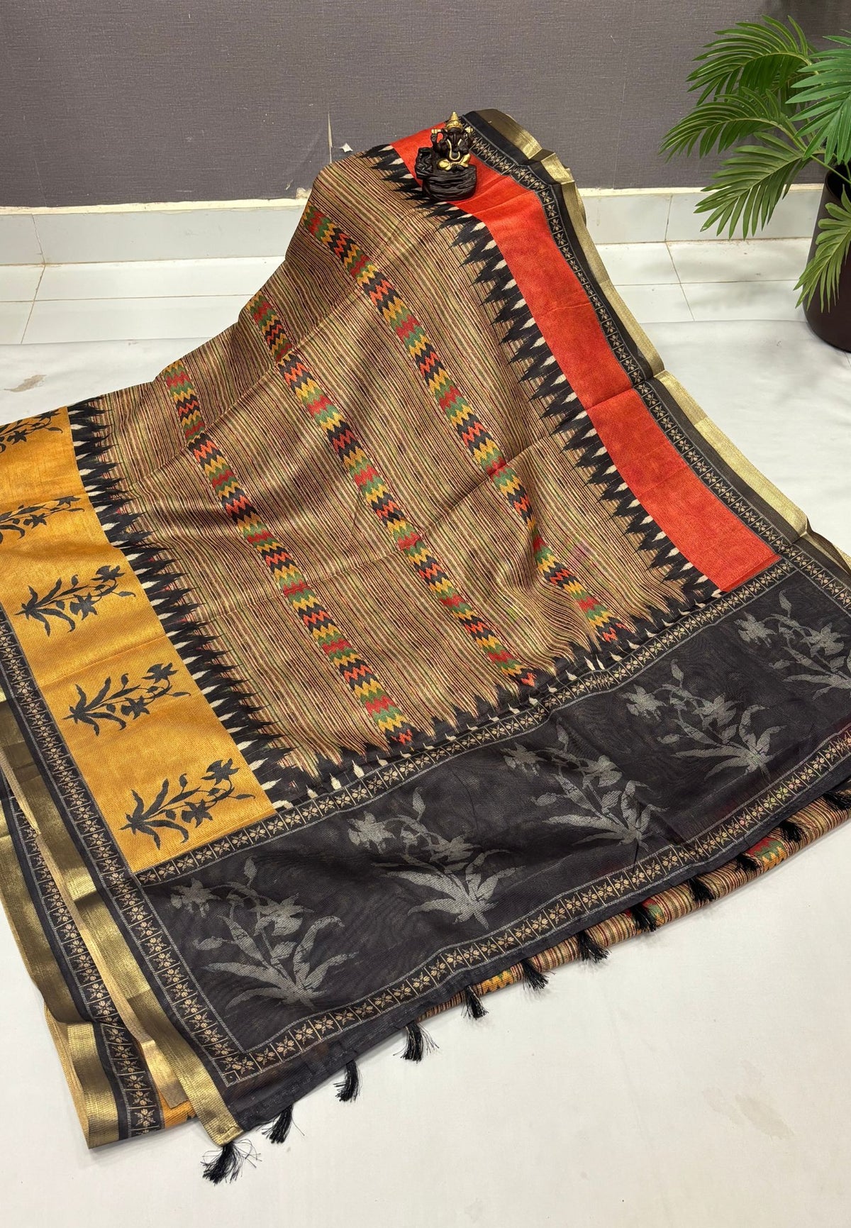 Kota Saree-Multi Color In Floral Zari With Contrast Border