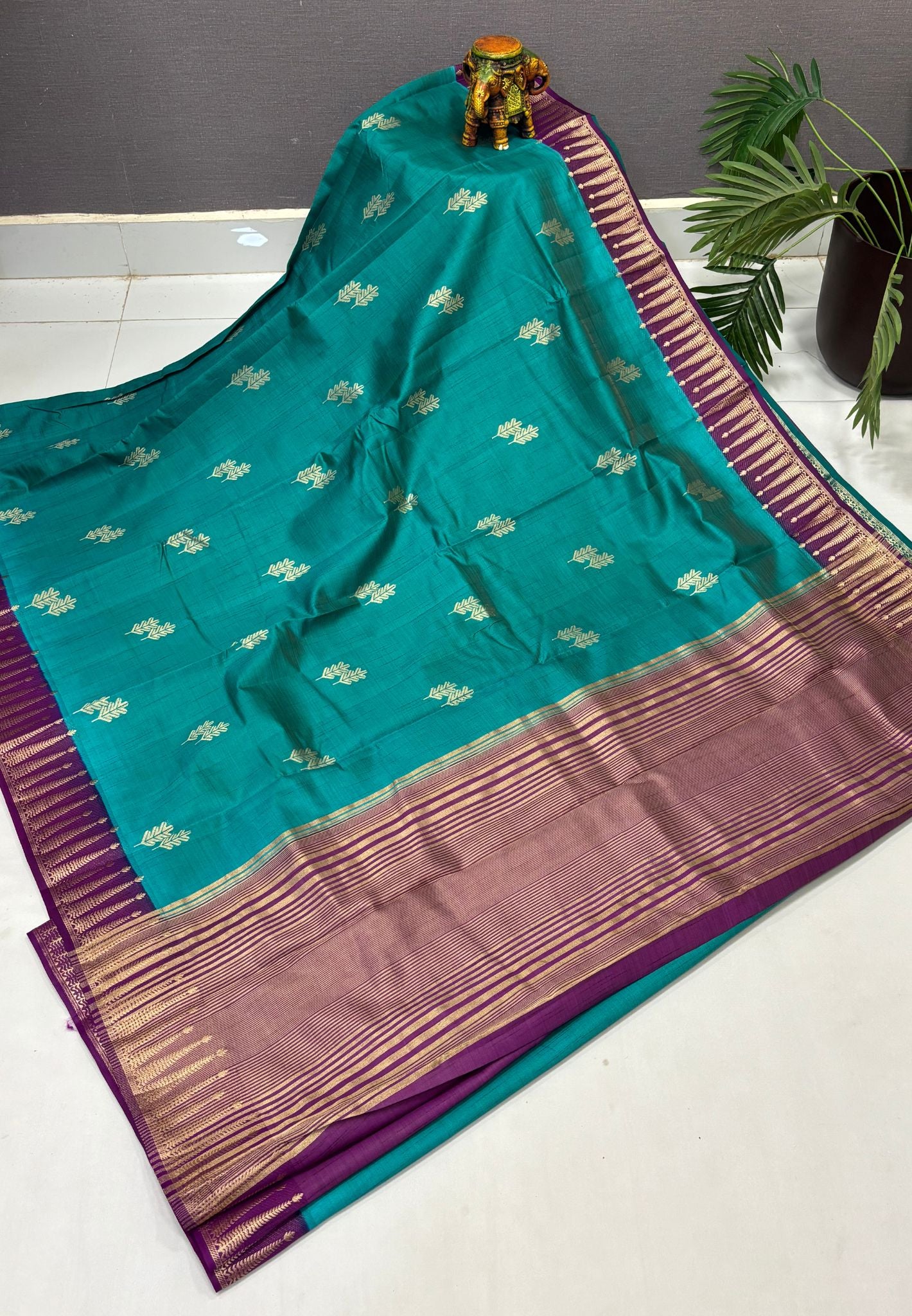 Semi Tussar Saree-Ramar Green in Traditional Striped Zari with Contrast Border