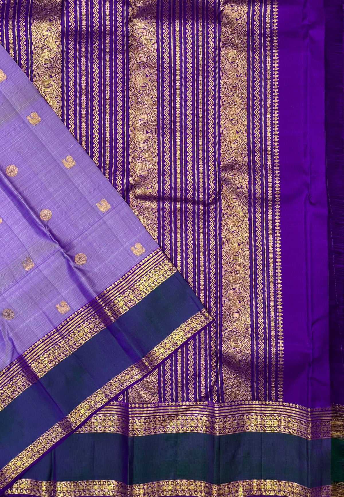 Pure Kanchipuram Silk Saree-Lavender In Vertical Medallion Zari With Contrast Border