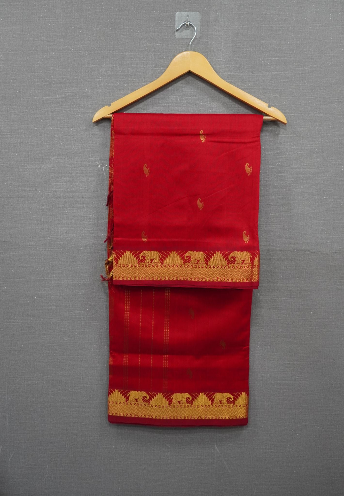 Silk Cotton Saree-Red with Elephant Zari Border