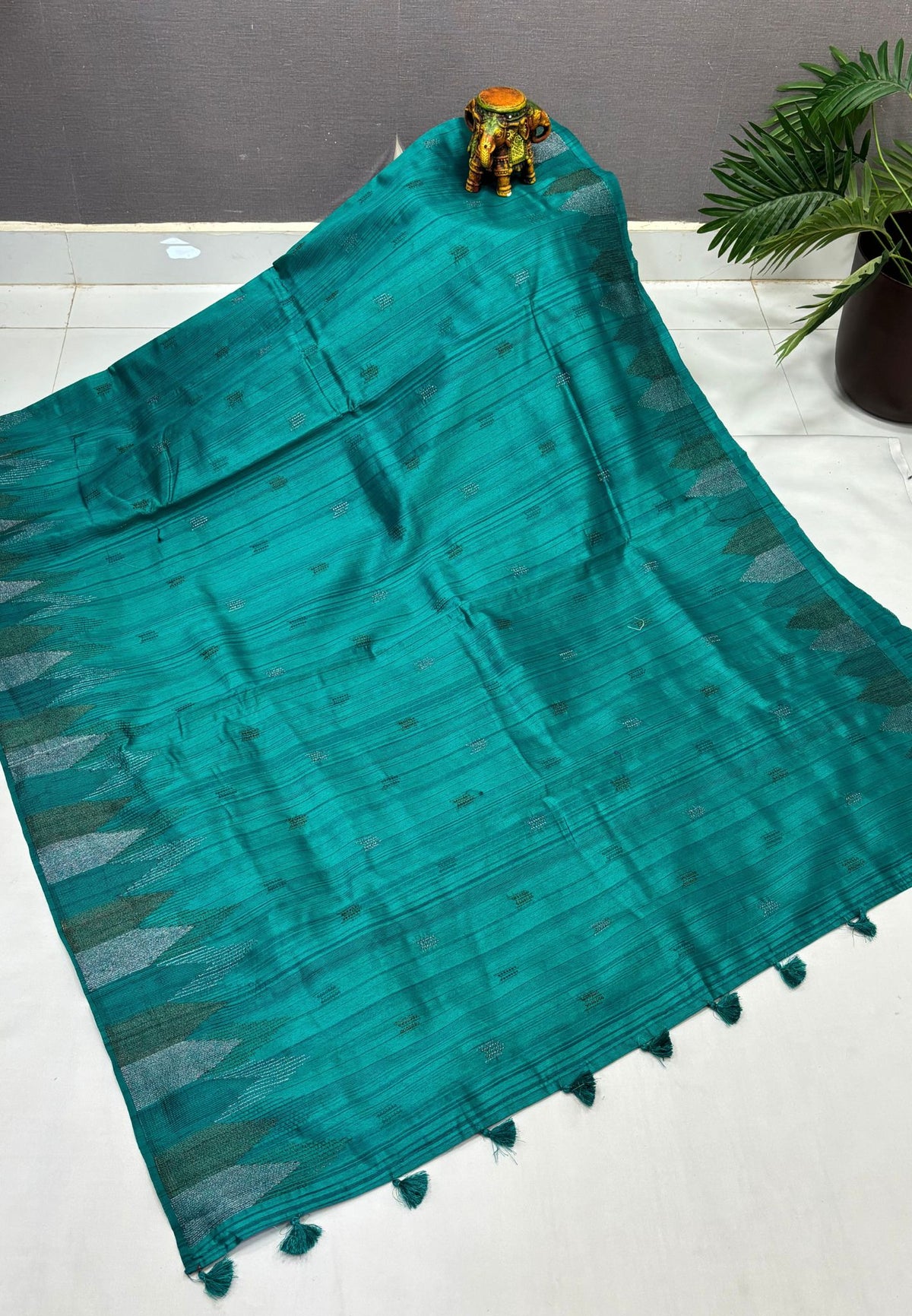 Tussar Saree-Teal Green In Twin Tower Border