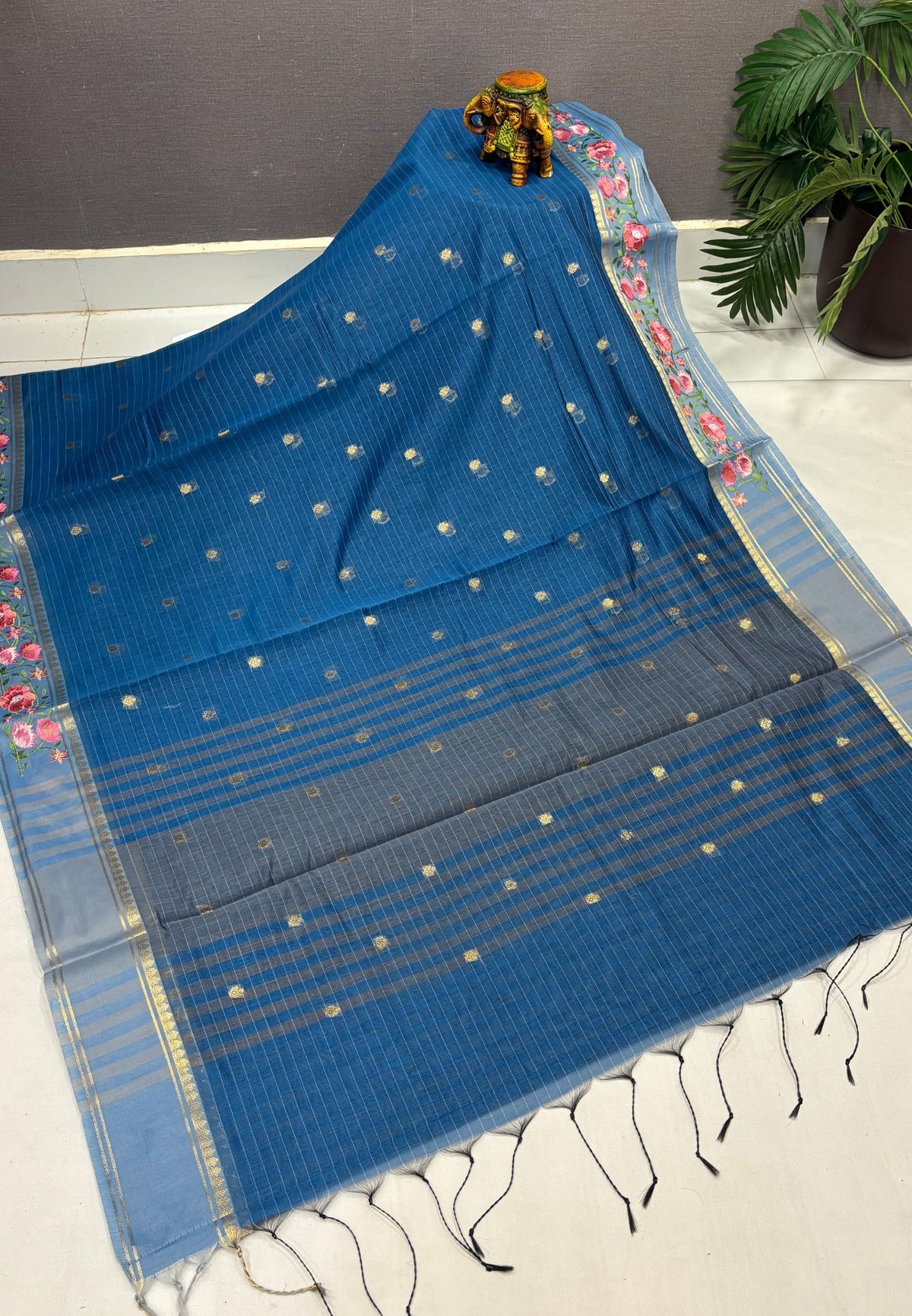 Handloom Cotton Saree-Sulphate Blue in Floral Vine Border with Zari Stripes