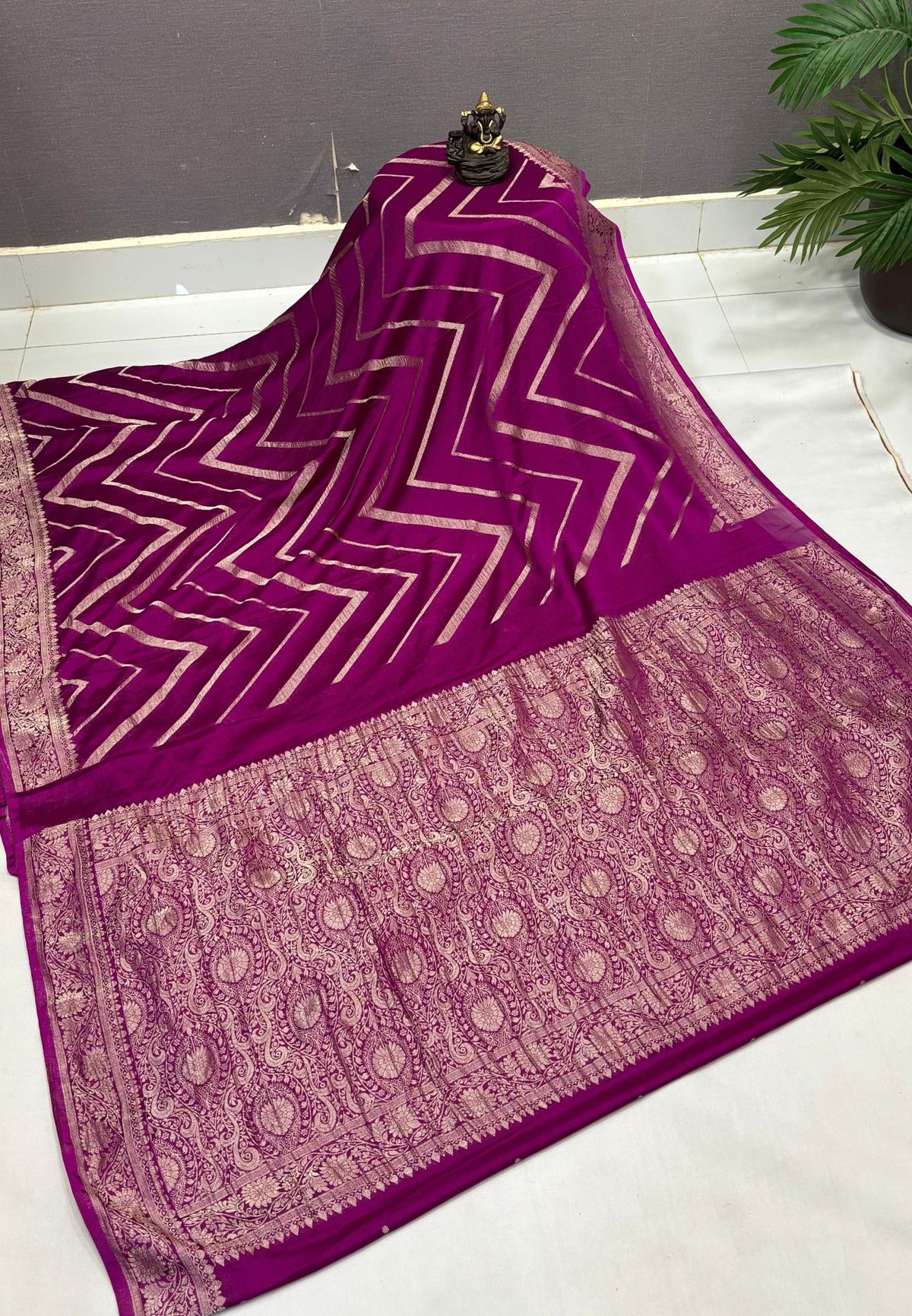 Chinon Silk Saree-Magenta with Antique Floral Border