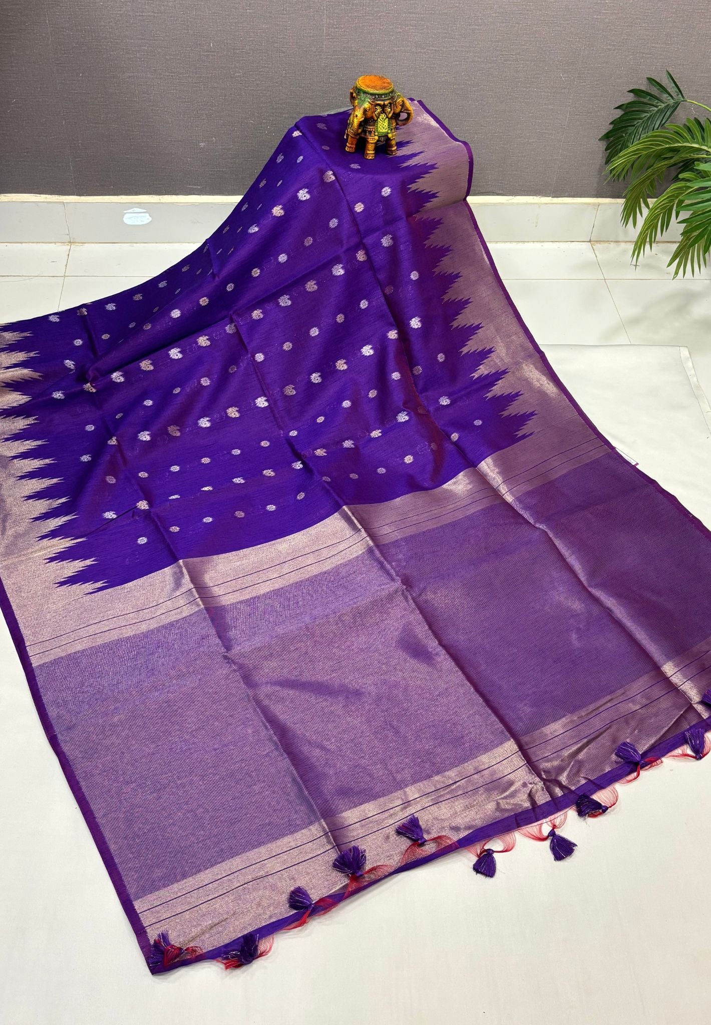Raw Silk Saree-Voilet In Tower Zari Border