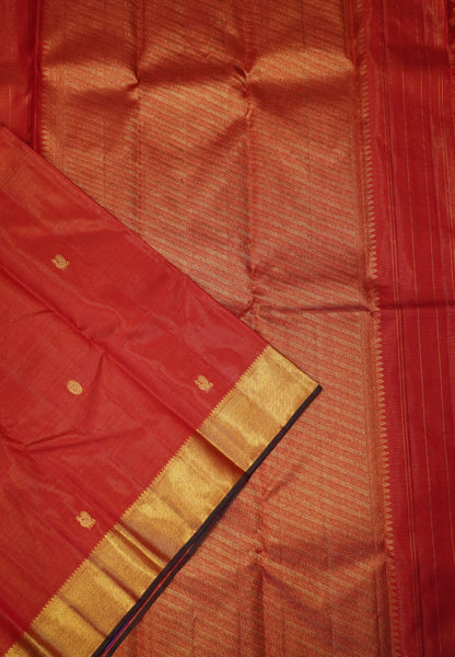 Pure Kanchipuram Silk Saree – Classic Zari Elegance