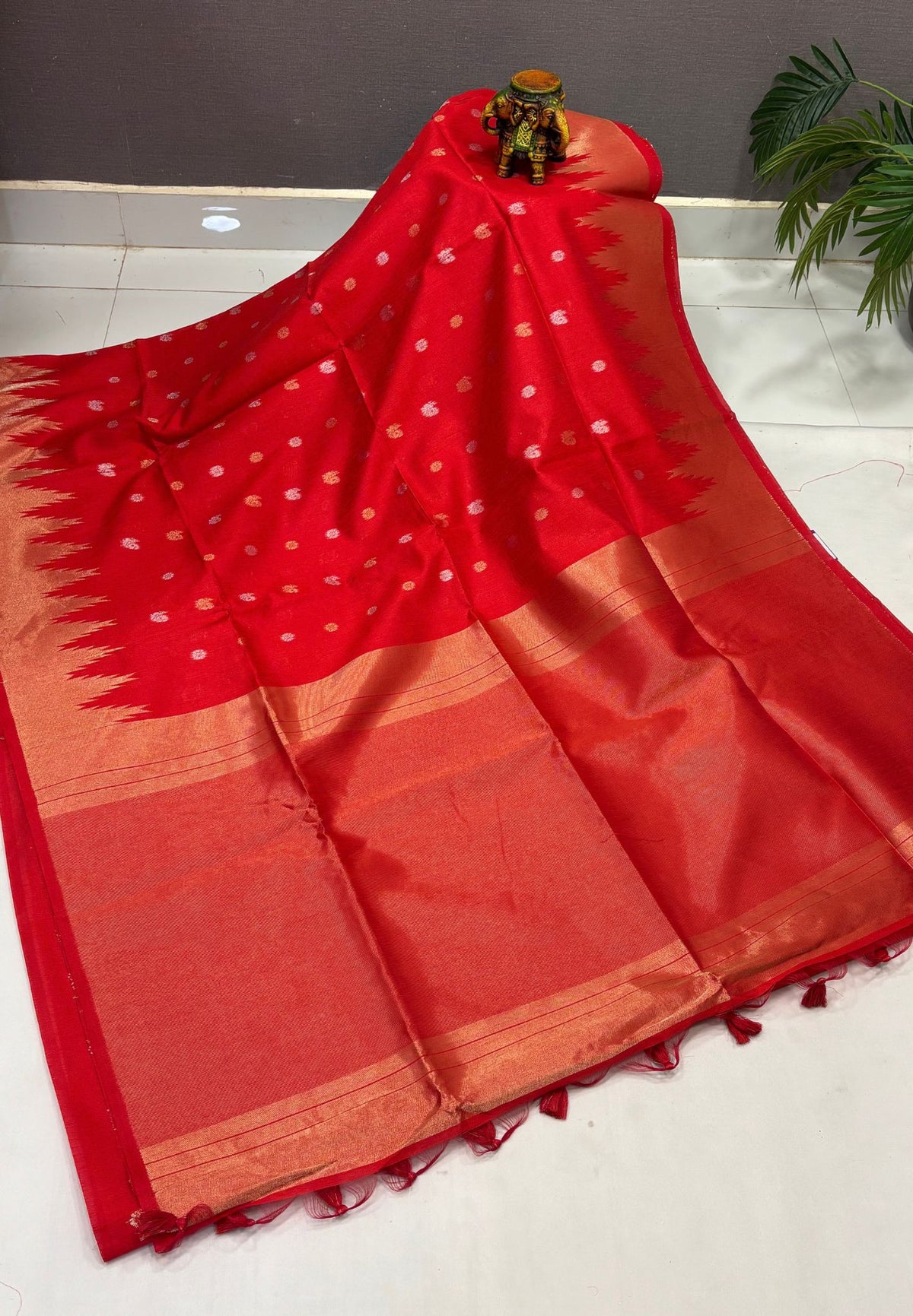 Semi Raw Silk Saree-Red In Tower Zari Border