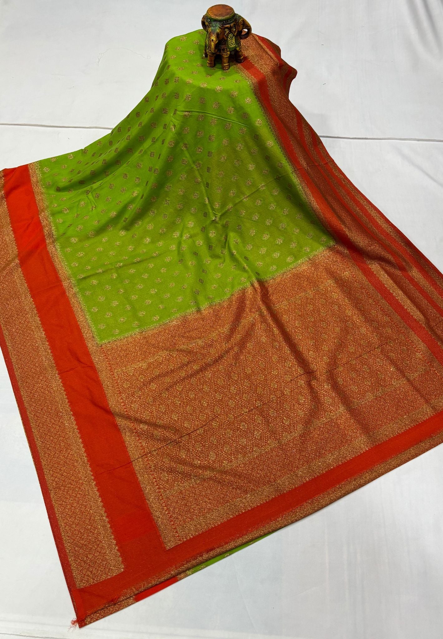 Banarasi Crepe Saree-Apple Green in Mini Zari Butta with Retepet Border