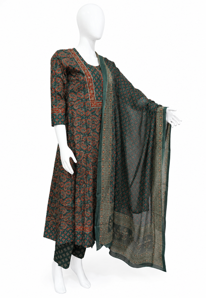 3Pcs Elegant Printed Salwar