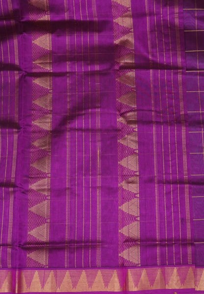 Pure Silk Cotton Saree – Green in Checkered Annapakshi Buttas with Contrast Tower Border