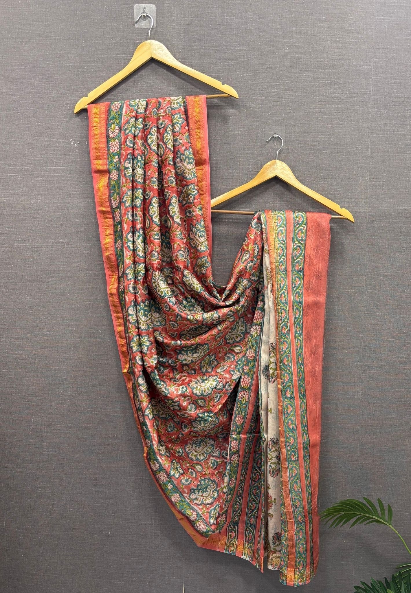 Pure Maheshwari Silk Cotton Saree-Peach