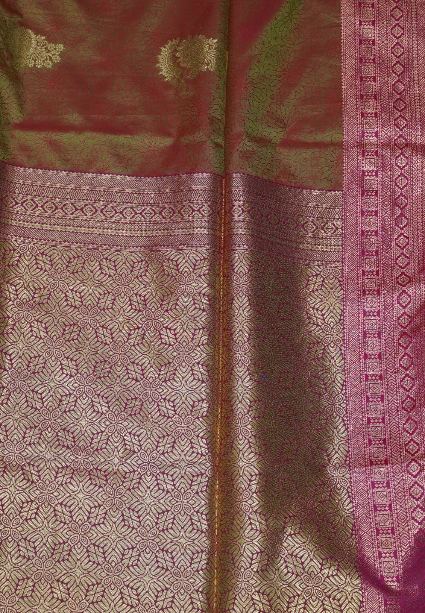 Semi Silk Saree-Manthulir