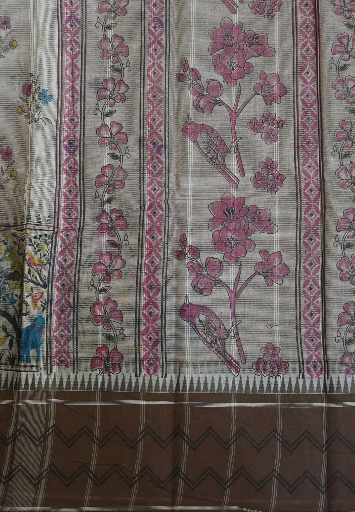 Pure Cotton Saree-Cream with Grey in Peacock Grove Pattern