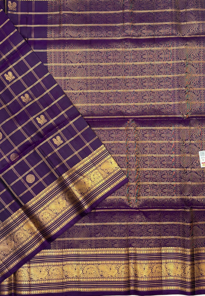 Pure Kanchipuram Silk Saree-Dark Purple in Checkered Mayil Chakram with Varisapet Border
