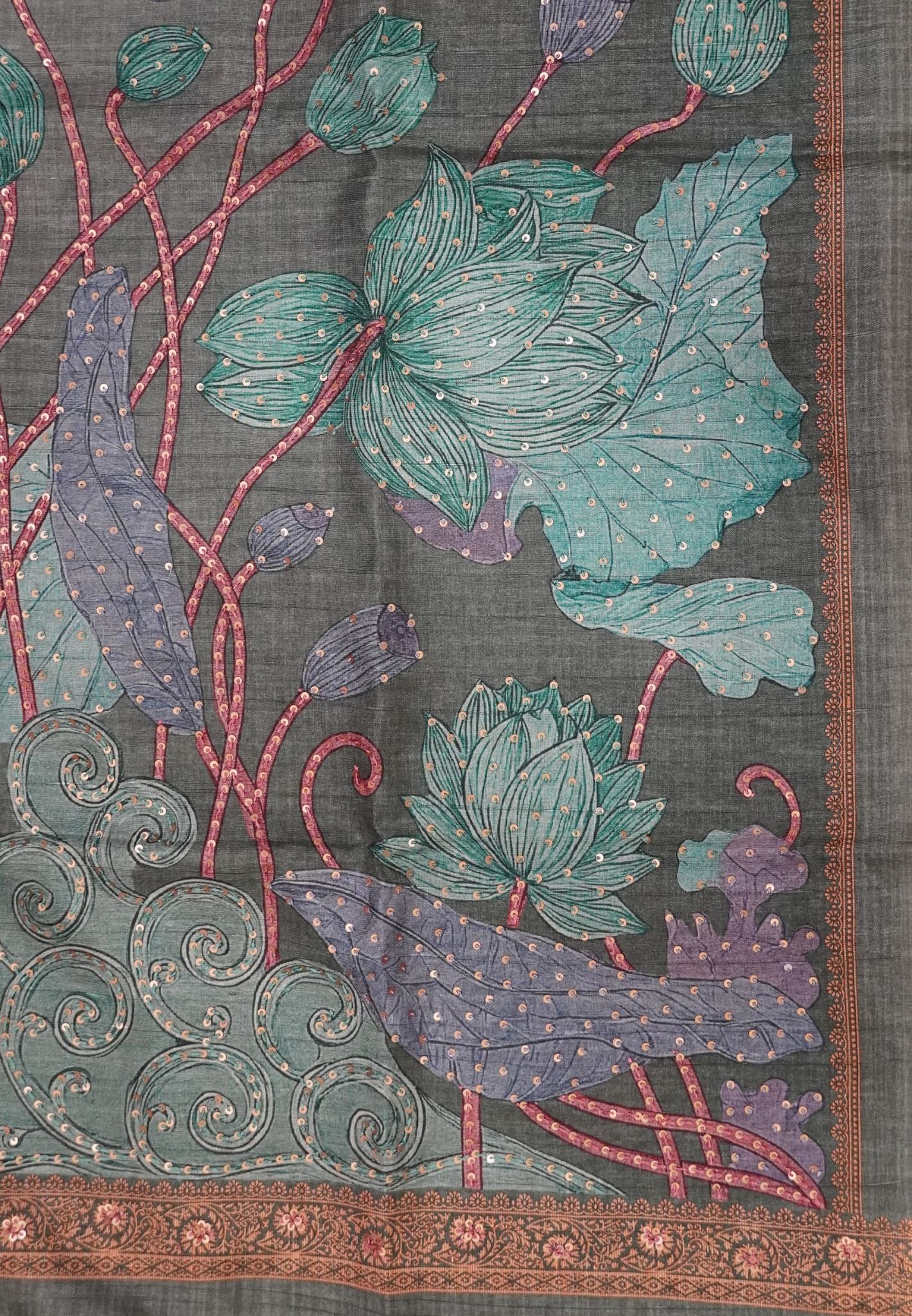 Tussar Saree-Green with French Knot & Sequence Work