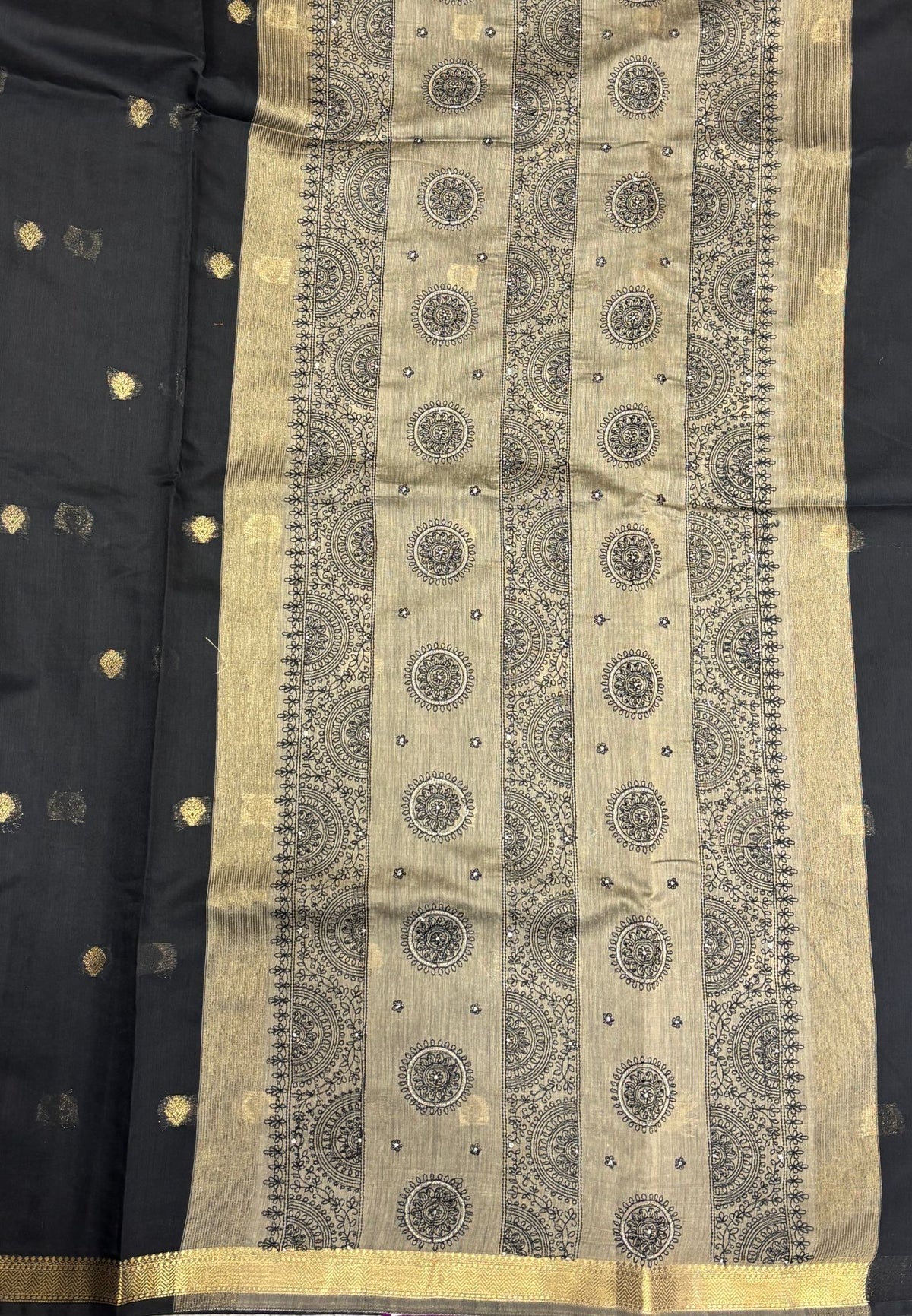 Handloom Cotton Saree-Black in Mini Chakra Zari Border