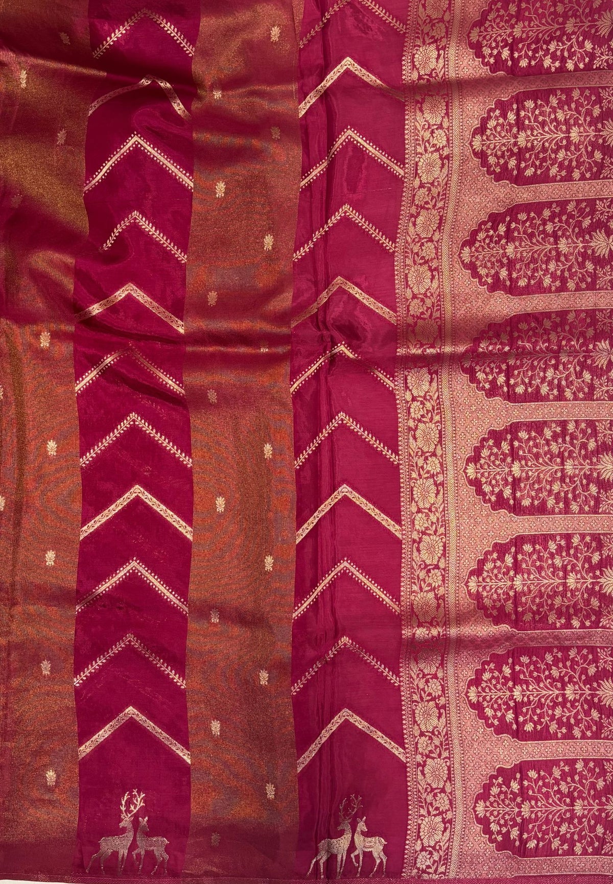 Banarasi Crepe Saree-Magenta In Deer Motif Zari Border