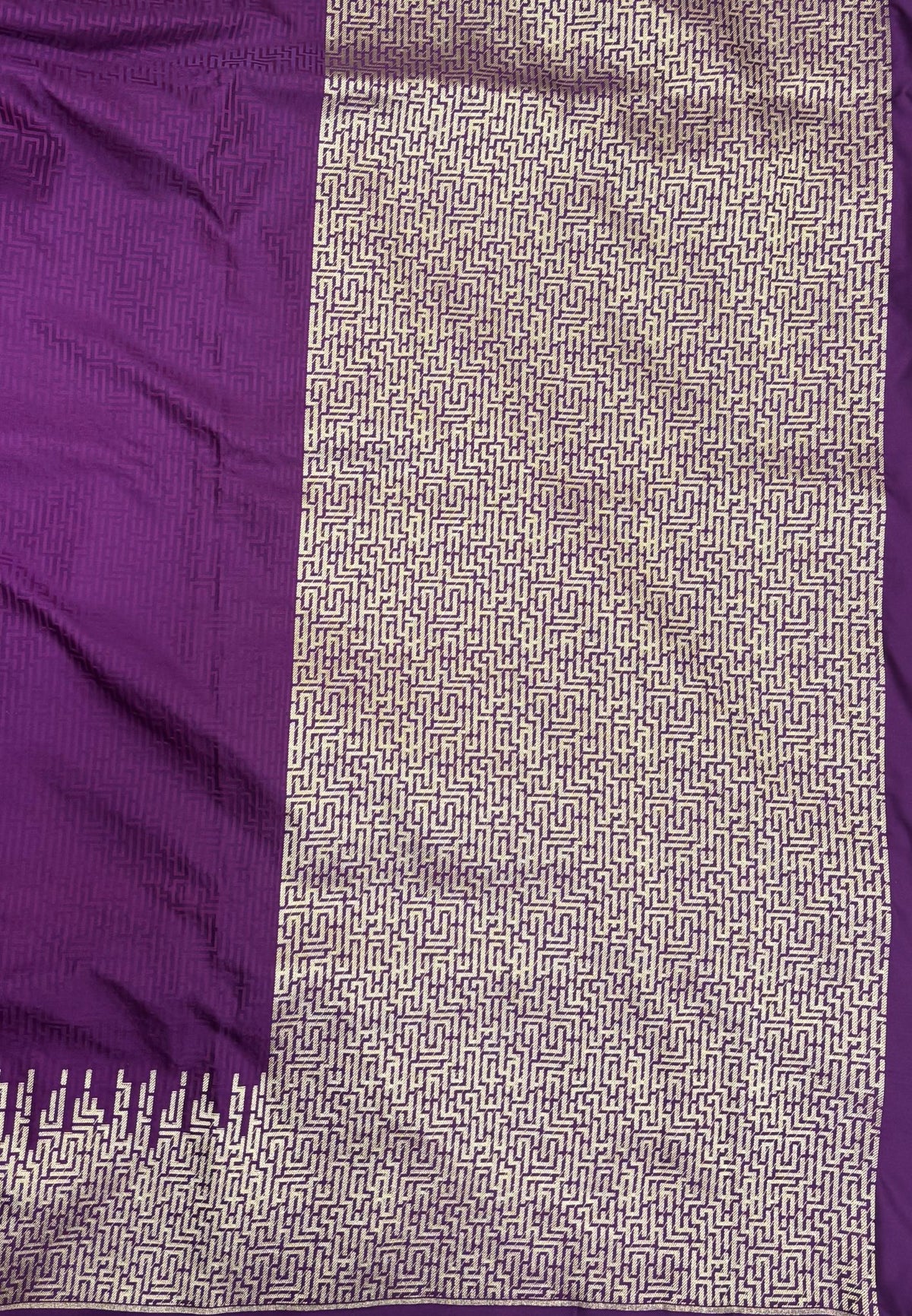 Crepe Silk Saree-Purple In Geometric Maze Zari Border