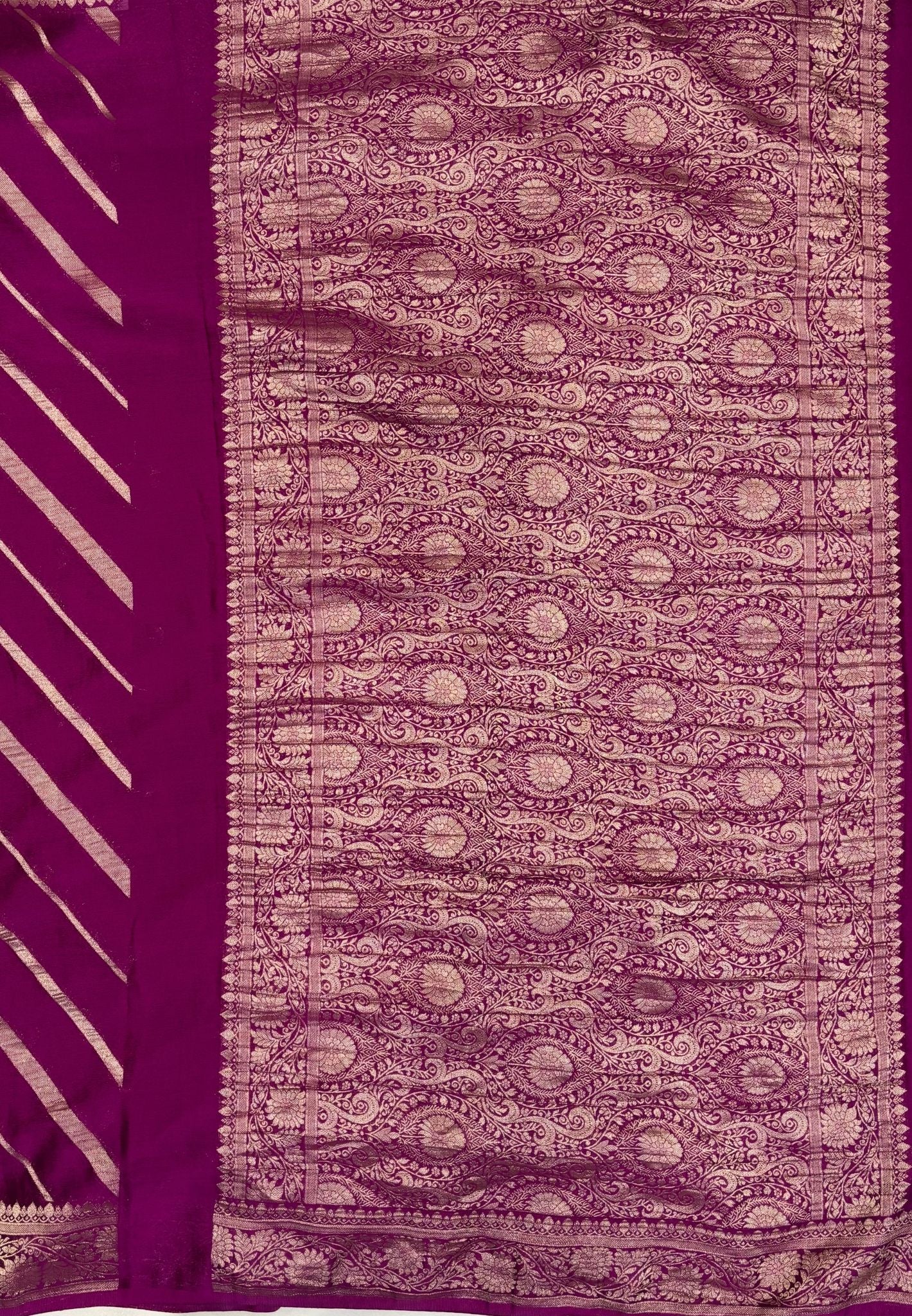 Chinon Silk Saree-Magenta with Antique Floral Border