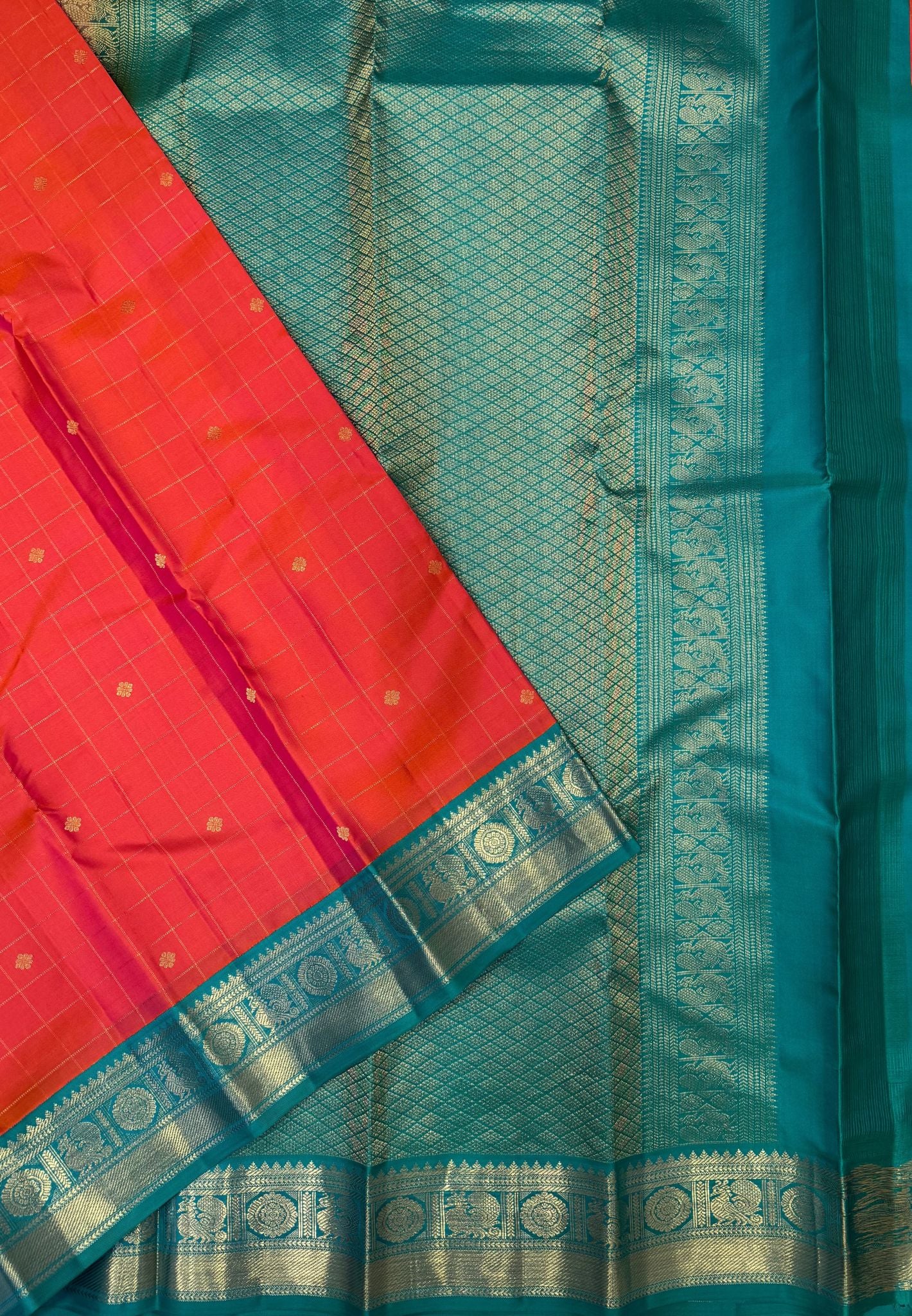 Pure Kanchipuram Silk Saree-Peach Pink In Zari Checks With Contrast Mayil Chakram Border